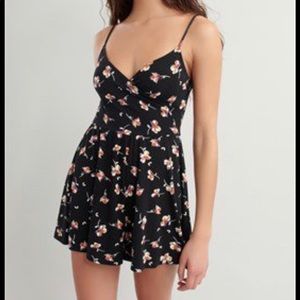 Garage black romper